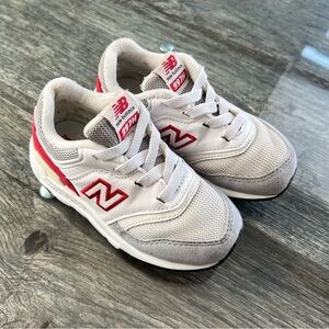 New Balance Boys’ Kids 997h Bungee Lace Sneaker
